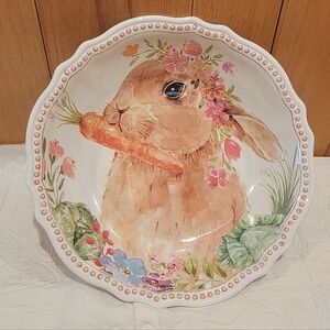 Linens and Things (LNT) Large Melamine Easter Rabbit Bunny Serving Bowl Carrots